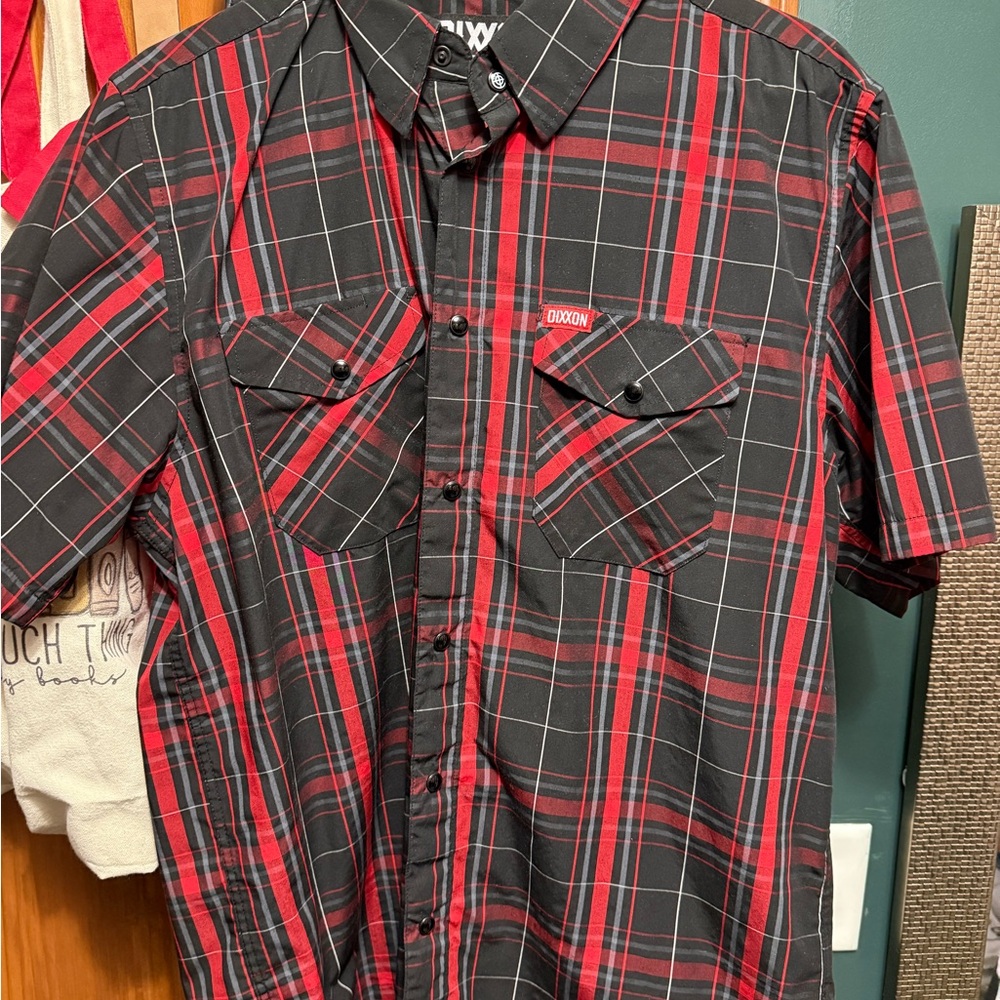 DIXXON The Bullseye Black and Red Checkered Men's Shirt